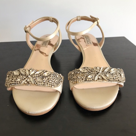 Badgley Mischka Hatch Crystal Embellished Sandal Shirt Size 8 - Picture 8 of 16